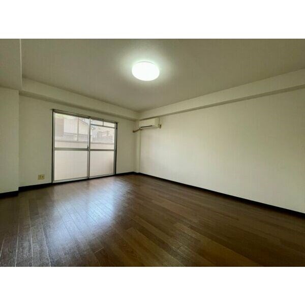 居室・リビング　（イメージ）