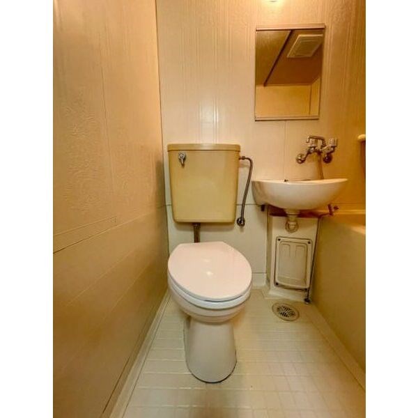 トイレ　（イメージ）