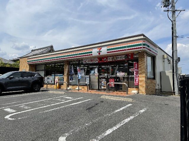 コンビニ　セブンイレブン 名古屋平和が丘南店（コンビニ）まで322m