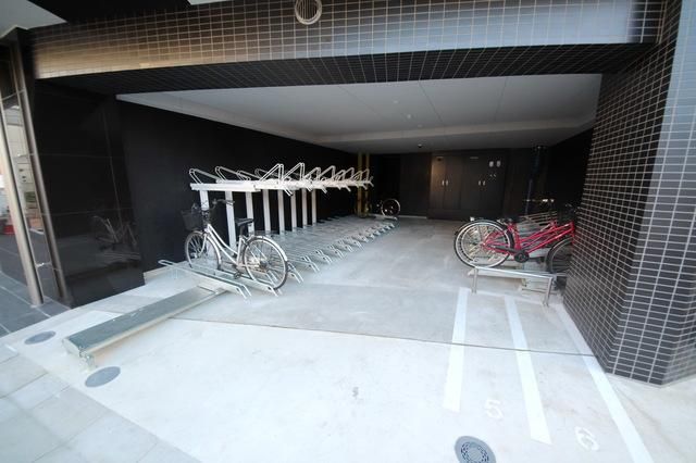 駐車場　★駐輪場★