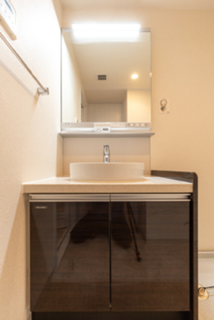 洗面設備　※写真は同タイプ住戸です。