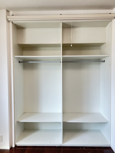 収納　洋室６帖の収納