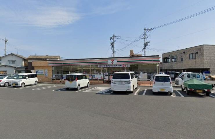 コンビニ　セブンイレブン岡山東古松南店（コンビニ）まで703m