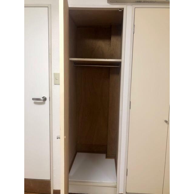 収納　クローゼット。