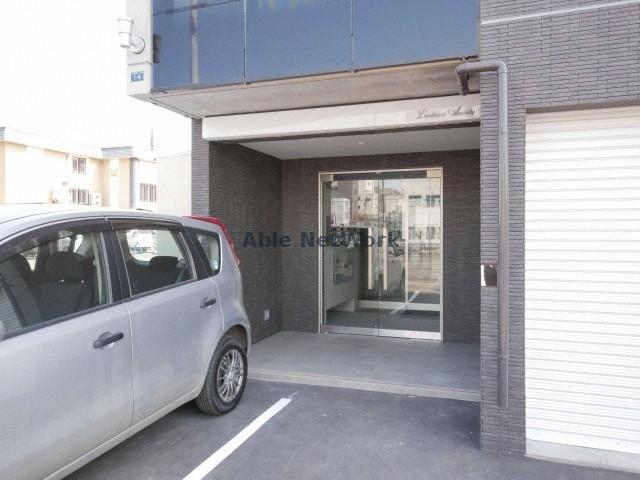 駐車場　駐車場