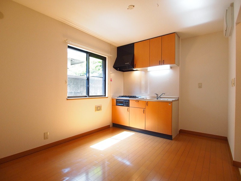 キッチン　豊島区西巣鴨1