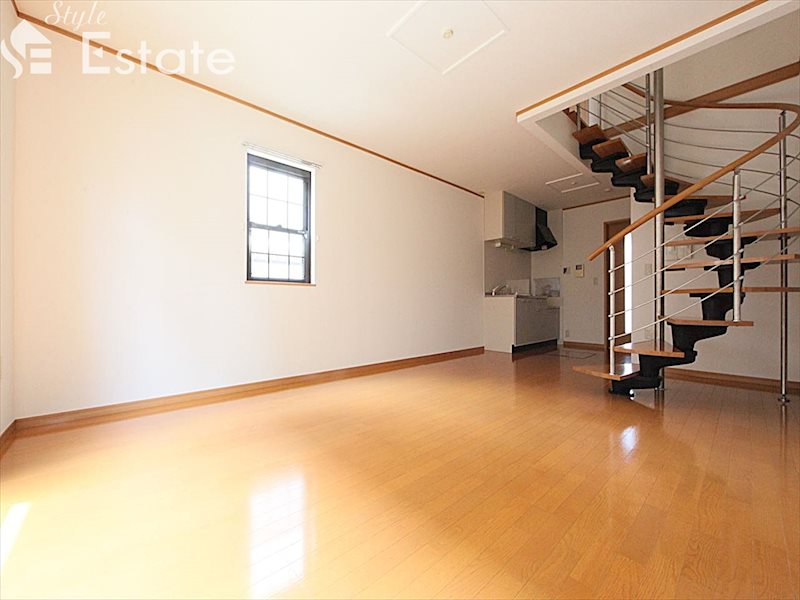 居室・リビング　内装