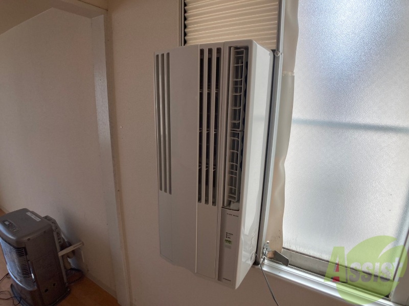 その他設備　ウィンドゥエアコンで夏も涼しくお過ごしいただけます。