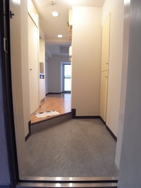 玄関　落ち着いた玄関です