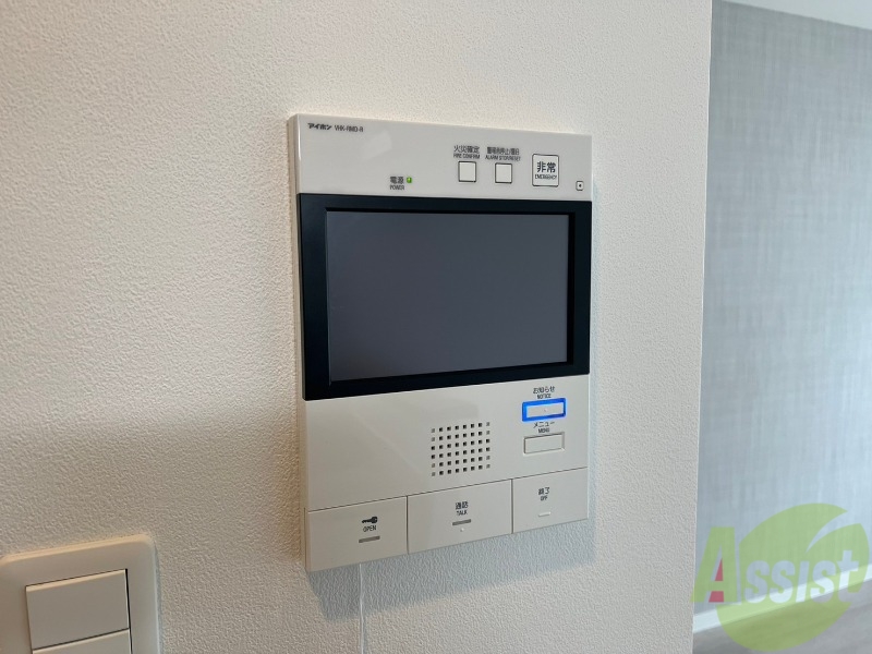セキュリティ　ＴＶモニター付インターホンです。来客者の顔が見えるので安心！
