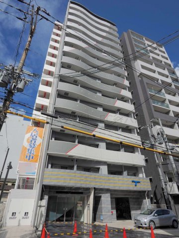 建物外観　セレニテ北久宝寺