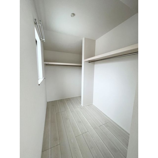 収納　洋室７．５帖
