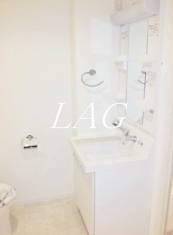 洗面設備　独立洗面台です。