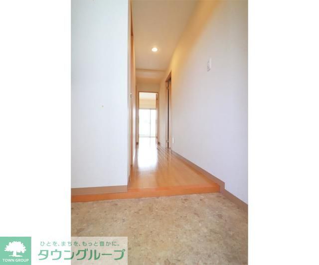 玄関　※別部屋参考写真です