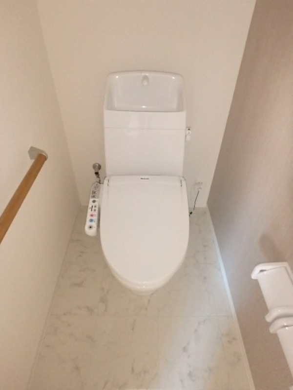 トイレ　図面と現状に相違がある場合には現状を優先