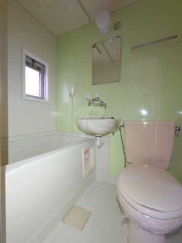 バス・シャワールーム　ヨツヤソウ