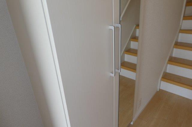 玄関　全身鏡