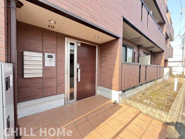 エントランス　他社様掲載物件もまとめてご紹介、ご案内可能です(^^)/