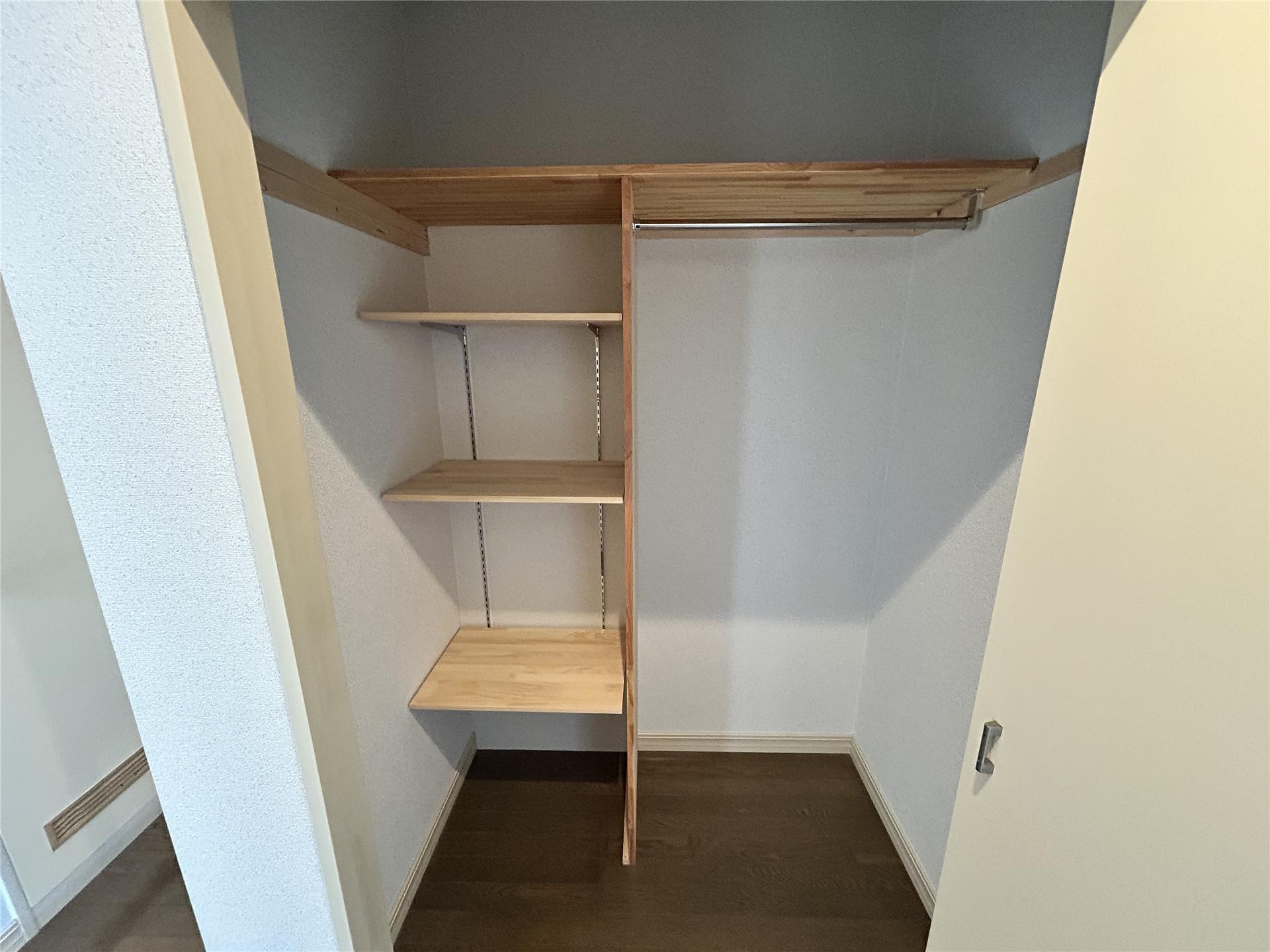 収納　使い分けができるクローゼットです