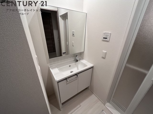 洗面設備　洗髪洗面化粧台付き♪