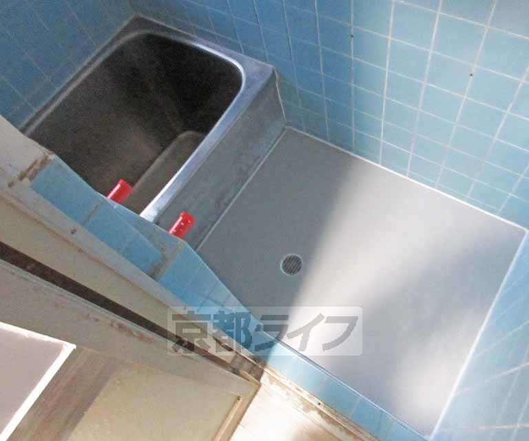 バス・シャワールーム　リラックスできるバスルームです・