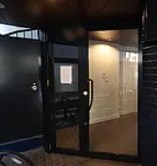 エントランス　清潔なエントランスです