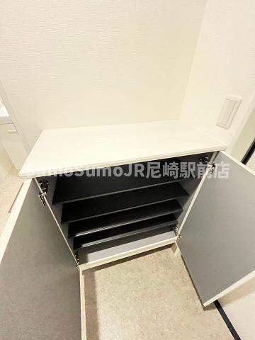 収納　ちょっとした収納スペースも充実しています