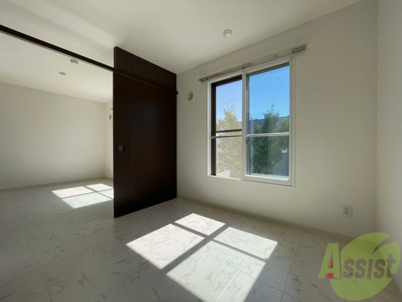 その他部屋・スペース　寝室です。部屋をどう使うかはあなた次第です！