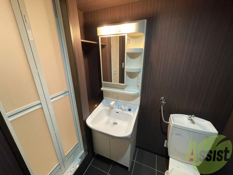 洗面設備　シャンプードレッサーで身支度もラクラクです！