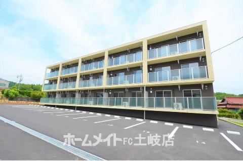 建物外観　外観写真（昼）