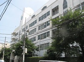 中学校　東京都立白鴎高等学校・附属中学校（中学校）まで381m