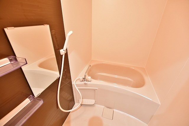 バス・シャワールーム　★雨の日も安心♪浴室冷暖房乾燥機付き★