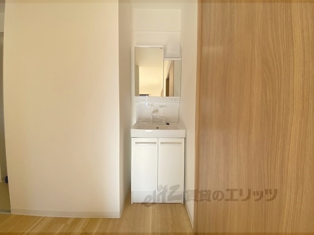 洗面設備　独立洗面台