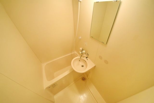 バス・シャワールーム　★ゆったりできるバスルーム★