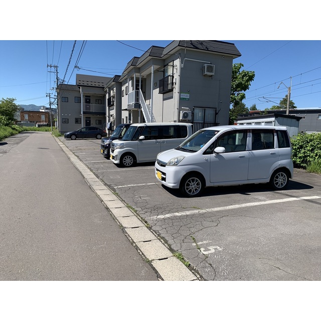 駐車場　駐車場の様子