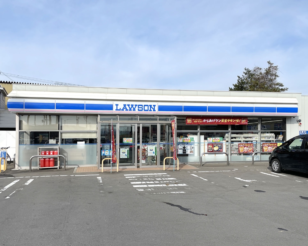 コンビニ　ローソン 弘前和徳町店（コンビニ）まで656m
