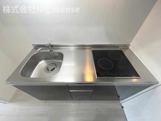 キッチン　コンパクトなキッチンで掃除もラクラク