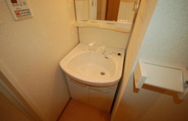 洗面設備　同仕様