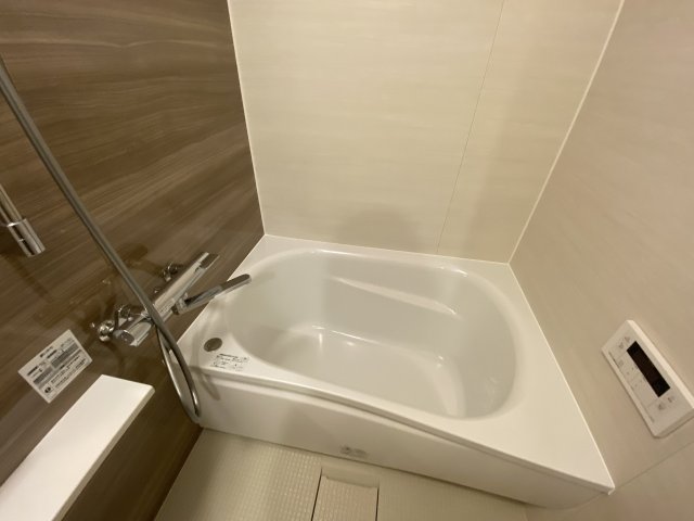 バス・シャワールーム　別部屋参考写真