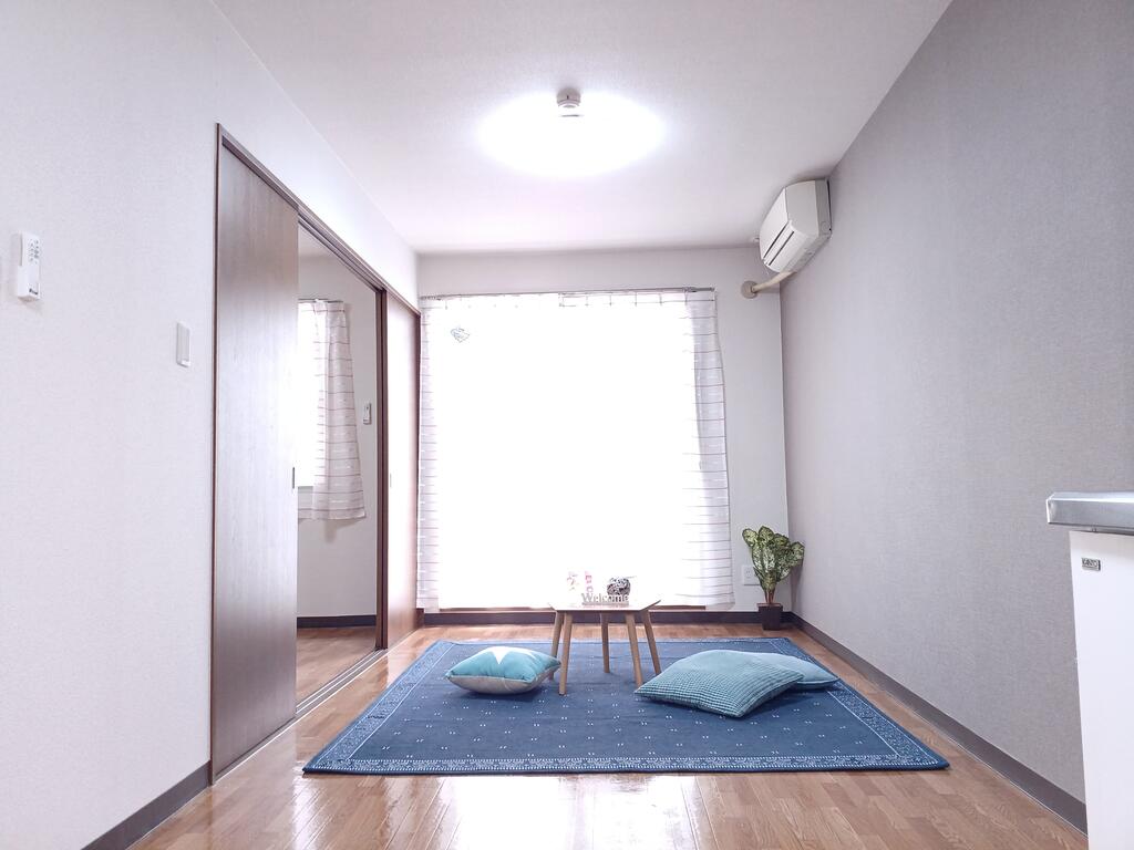 居室・リビング　※別号室