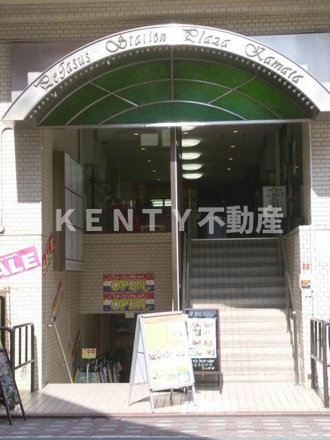 エントランス　ゆとりのあるエントランスです