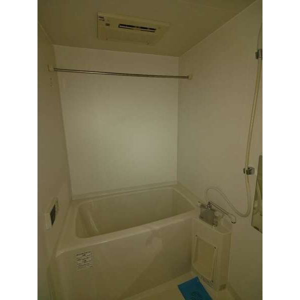 バス・シャワールーム　※別室の参考写真の為、現況優先です。