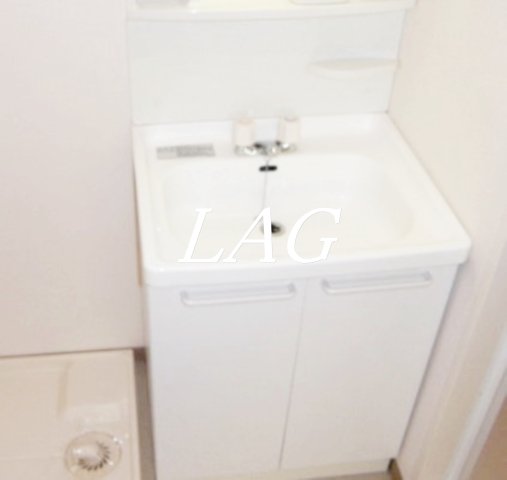 洗面設備　独立洗面台です。