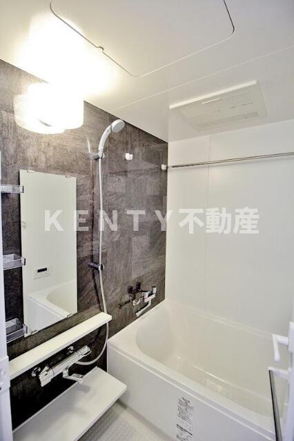 バス・シャワールーム　お風呂で日々の疲れを落としましょう