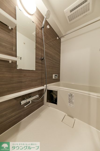 バス・シャワールーム　※写真は同タイプ住戸です。