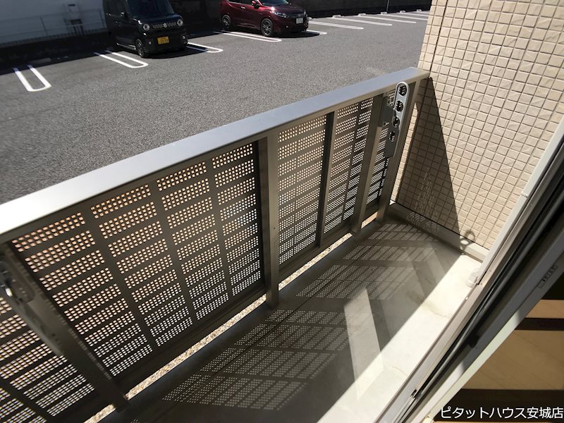バルコニー　同物件別部屋
