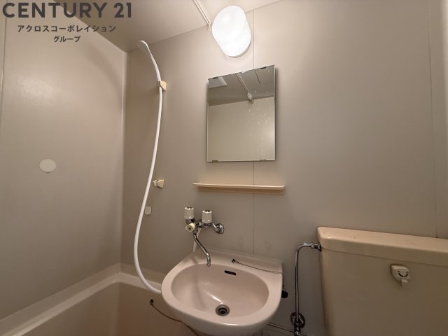 洗面設備　浴室に洗面台があります