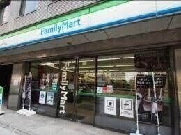 コンビニ　ファミリーマート佃二丁目店（コンビニ）まで1243m