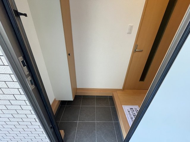 玄関　落ち着いた玄関です