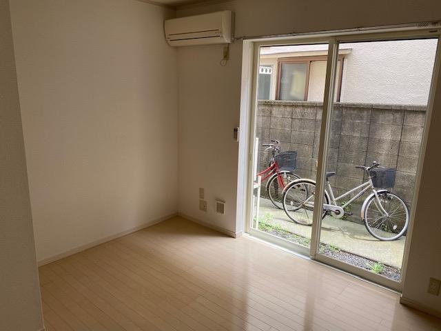 居室・リビング　同タイプ1Fの写真